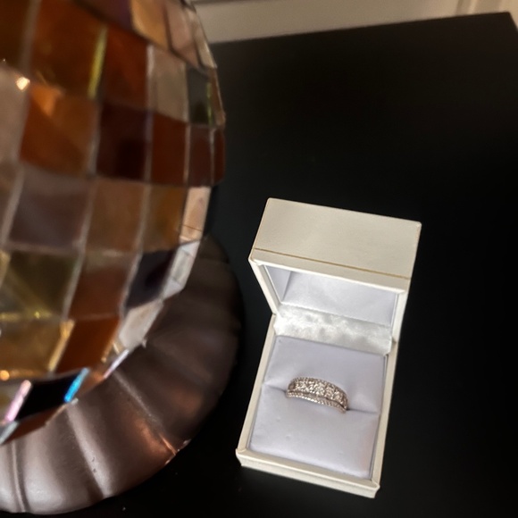 Anniversary Wedding Band - Picture 1 of 2